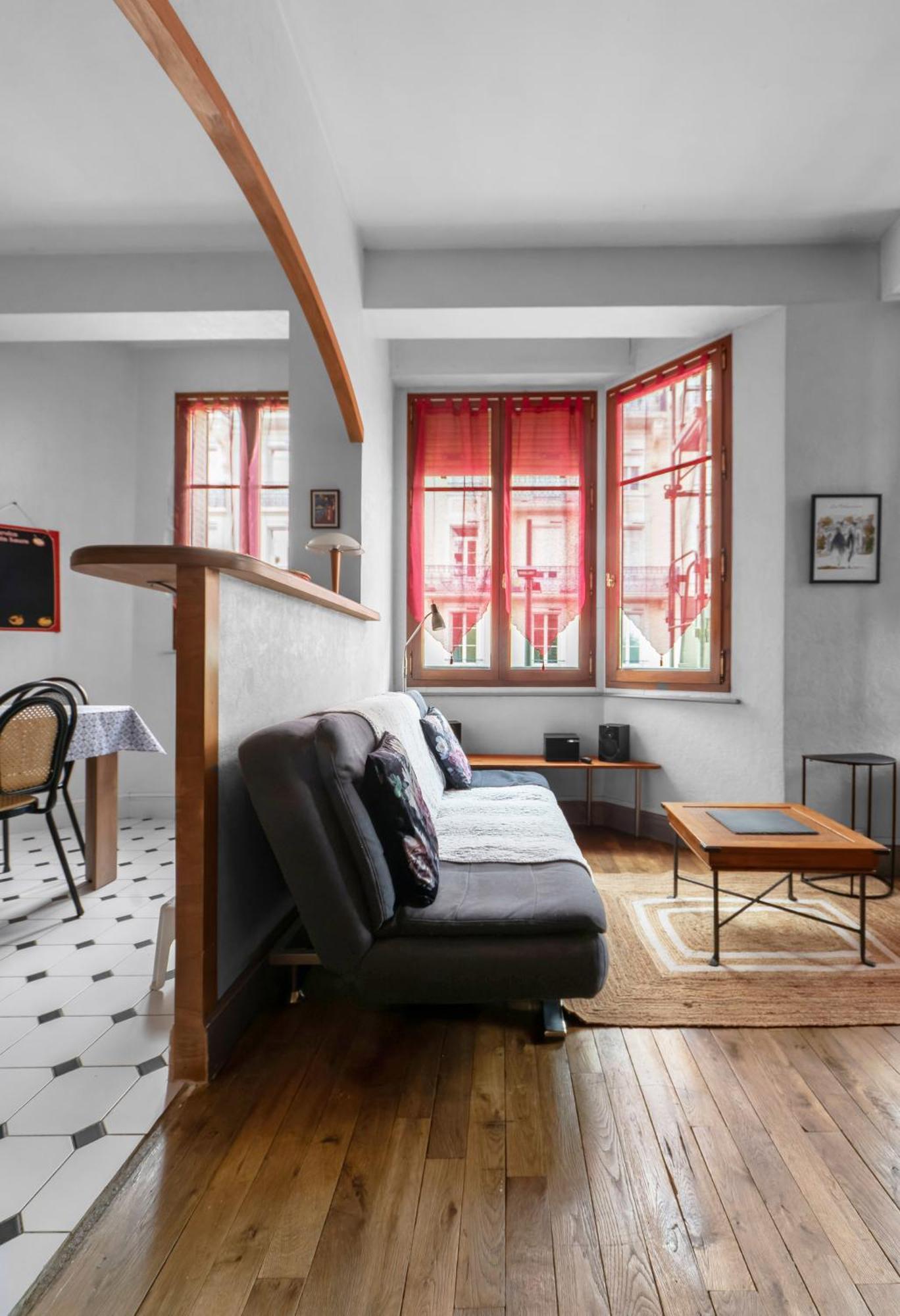 Le Lasteyras - Appartement Charmant En Centre Ville Vichy Exterior photo